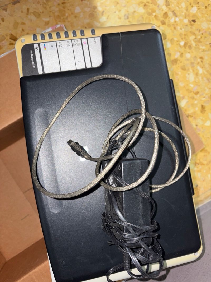 Impresora HP Negra y Blanca afbeelding 2