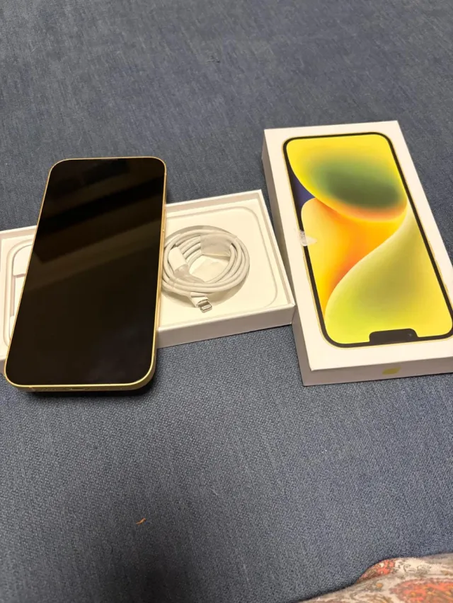 iPhone 14 Plus Dorado