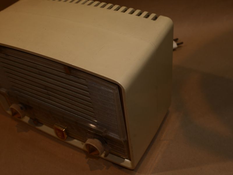Radio Philips Marfil y Dorada Antigua afbeelding 3