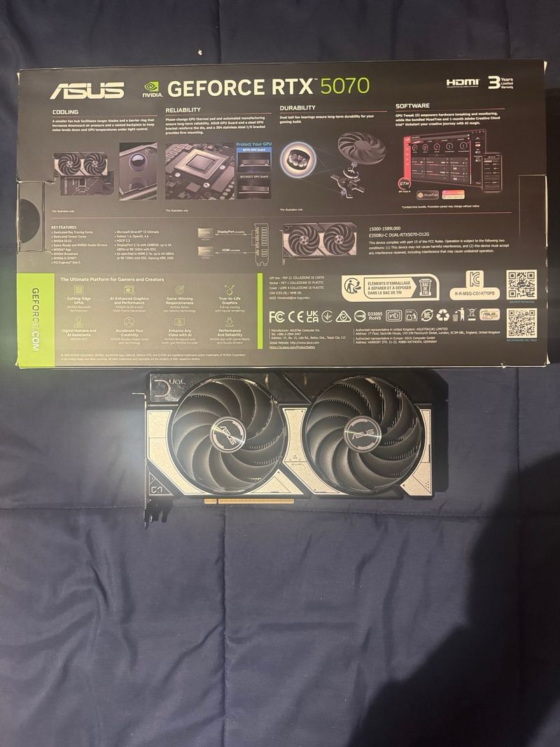 Tarjeta Gráfica Asus RTX 5070 Dual OC afbeelding 2