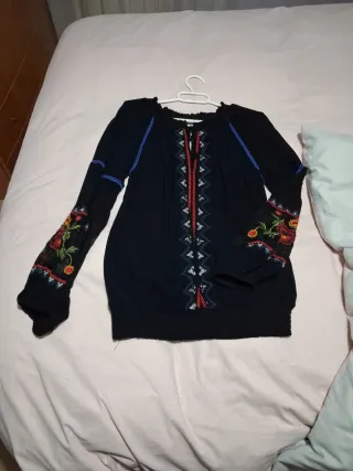 Camisa Desigual bordada