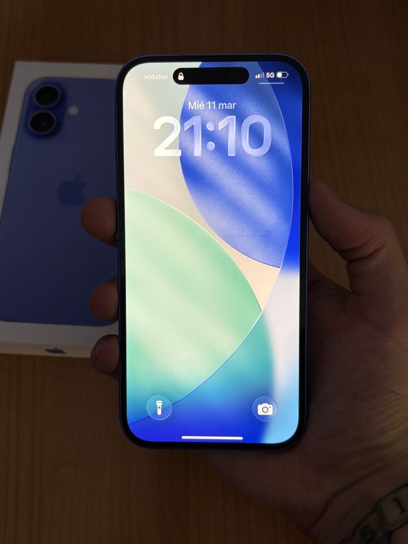 iPhone 16 Azul 99% Batería afbeelding 2