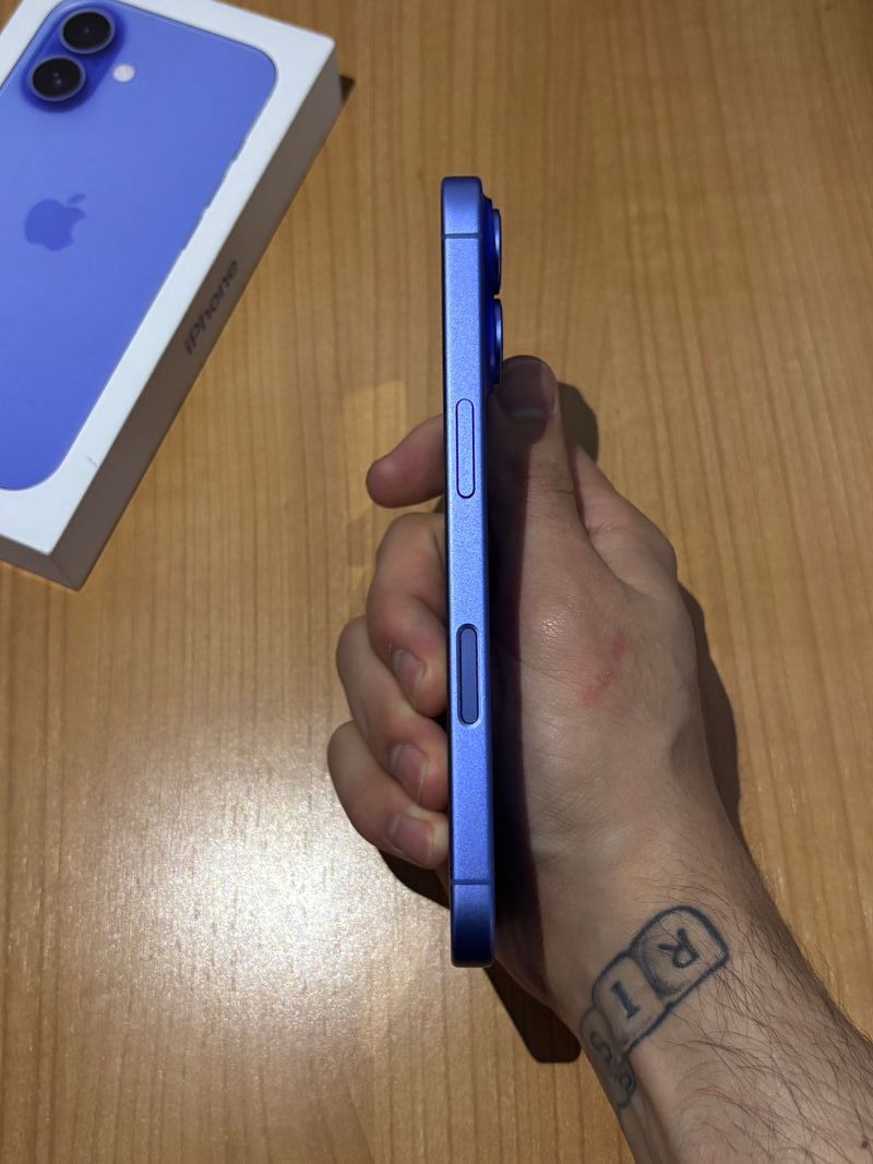 iPhone 16 Azul 99% Batería afbeelding 7