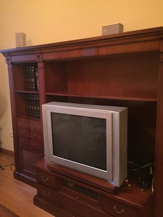 Mueble de salón clásico de madera de cerezo