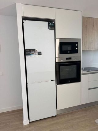 Piso en alquiler en Paus - Poligono San Blas en Alicante