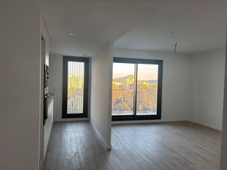 Piso en alquiler en Paus - Poligono San Blas en Alicante