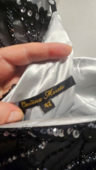 Vestido largo negro y plateado