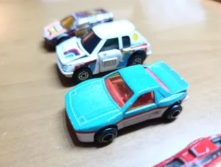 Majorette Pontiac(cambia d color)Turbom Motor Lam.