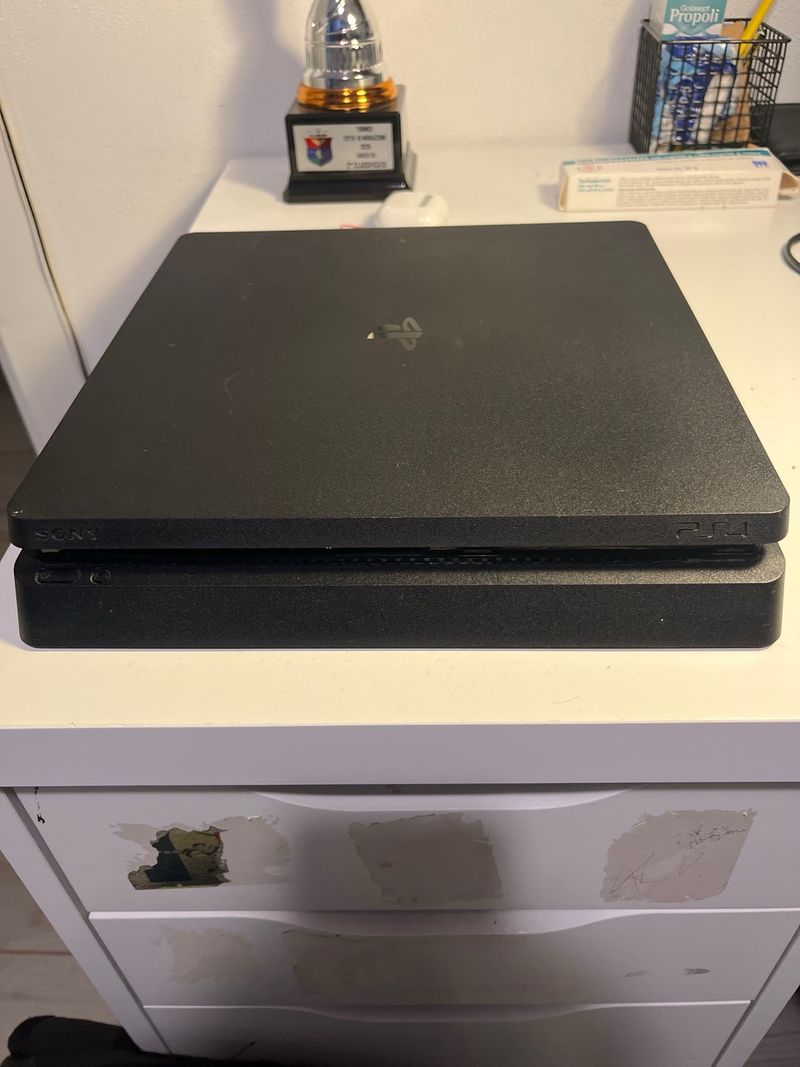 Playstation 4 PS4 Nera en Funcionamiento afbeelding 2