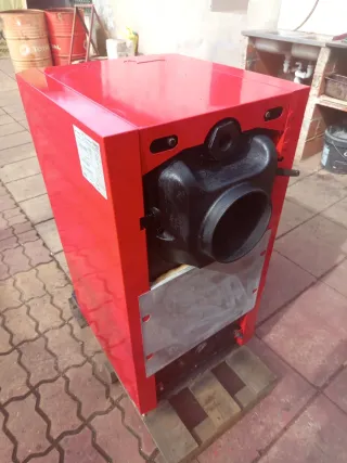 Caldera Roca P30 Leña