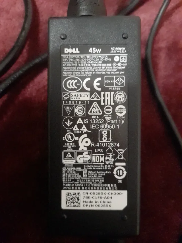 Cargador Dell 45W 19.5V 2.31A HA45NM140