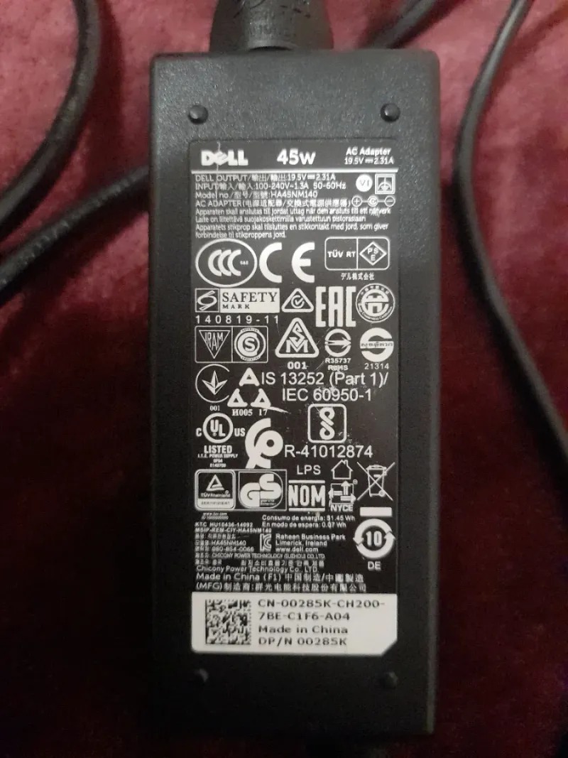 Cargador Dell 45W 19.5V 2.31A HA45NM140
