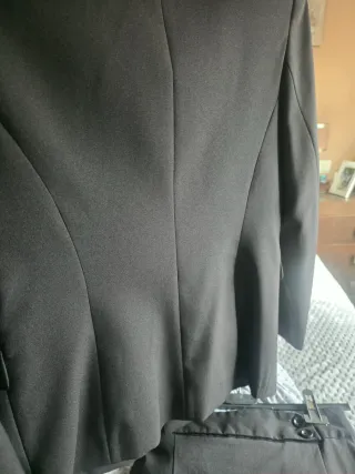 Traje Chaqueta y Falda Negro