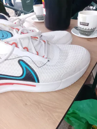 Zapatillas Nike Blancas y Azules