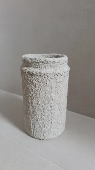 Jarrón cristal textura beige