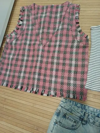 Lote 2 blusas y pantalón corto