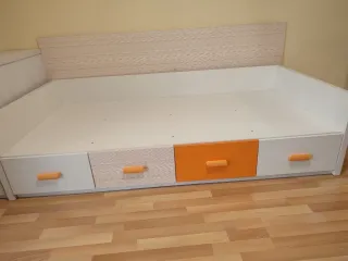 Cama juvenil con cajones blanca y naranja 190×90