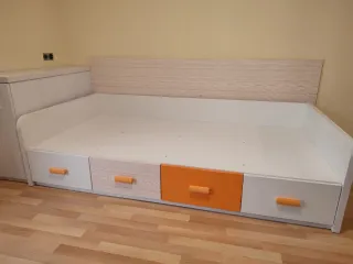 Cama juvenil con cajones blanca y naranja 190×90