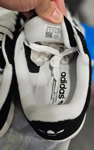 Adidas Campus Negras y Blancas