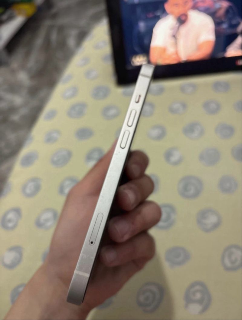 iPhone 13 blanco afbeelding 3
