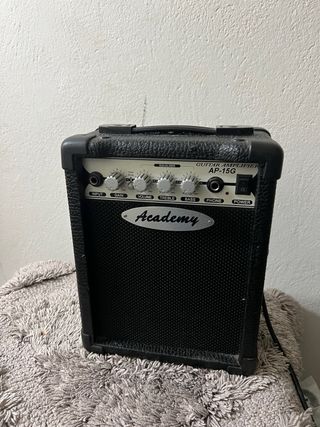 Guitarra Eléctrica Academy Sunburst