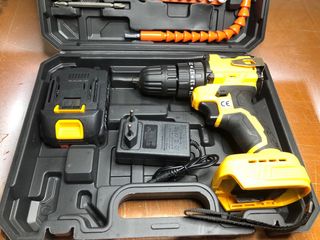 Taladro atornillador percutor 21V Batería