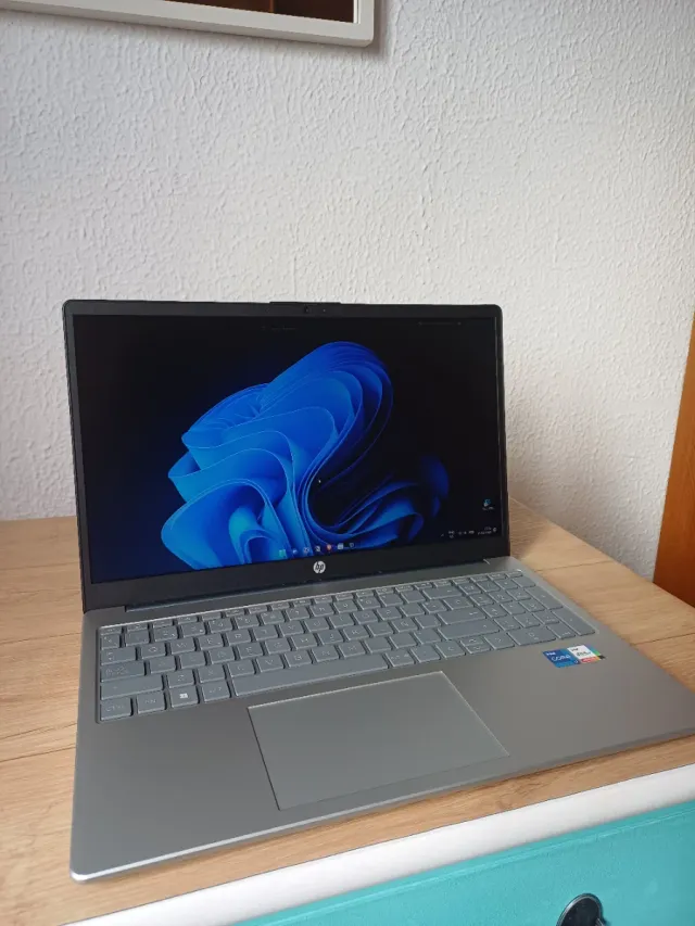 Portátil HP 15.6 Intel Core i7 Gris