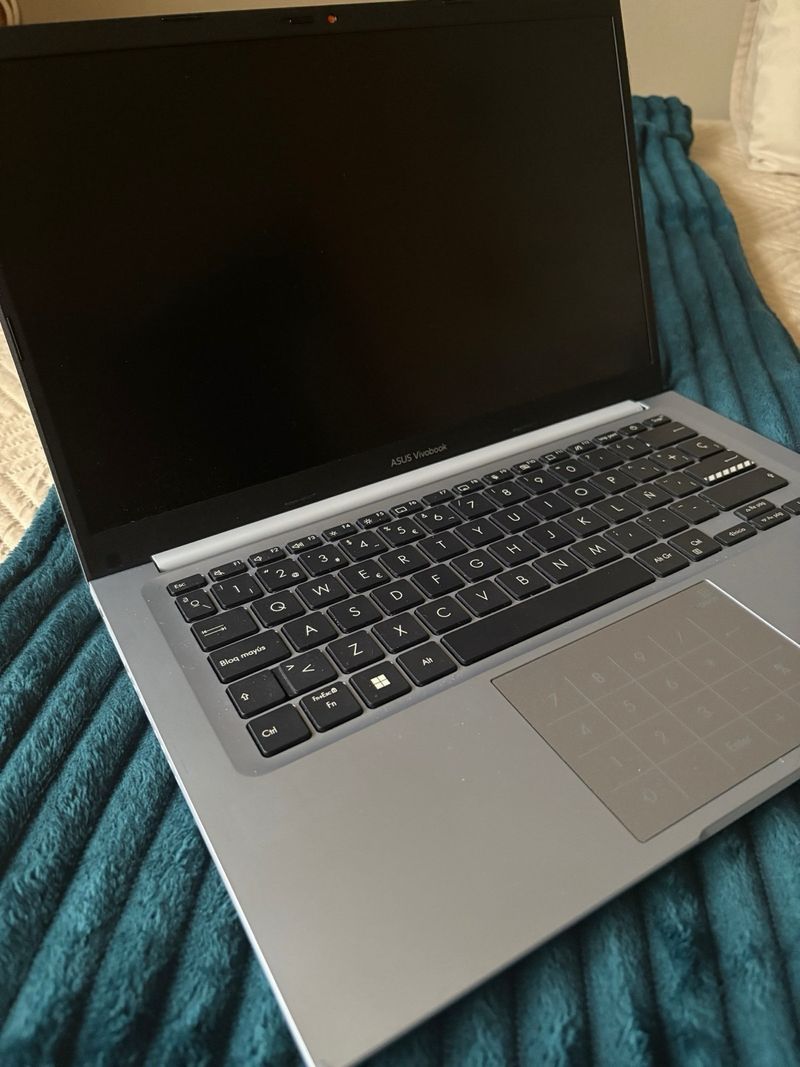 Portátil ASUS afbeelding 4