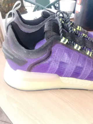 Zapatillas Adidas Moradas y Negras