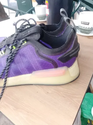 Zapatillas Adidas Moradas y Negras