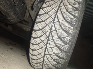 Llantas con neumáticos 185/65/14 Xsara