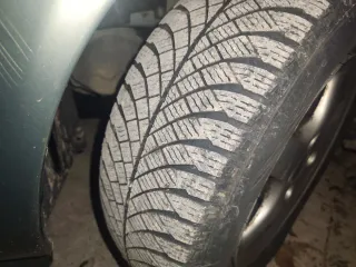 Llantas con neumáticos 185/65/14 Xsara