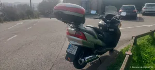 Suzuki Burgman 400 Plata Año 2004