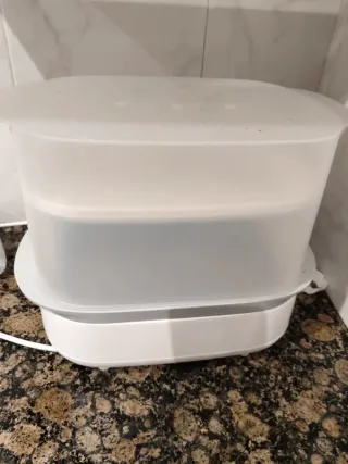 Esterilizador de biberones eléctrico. nuevo caja