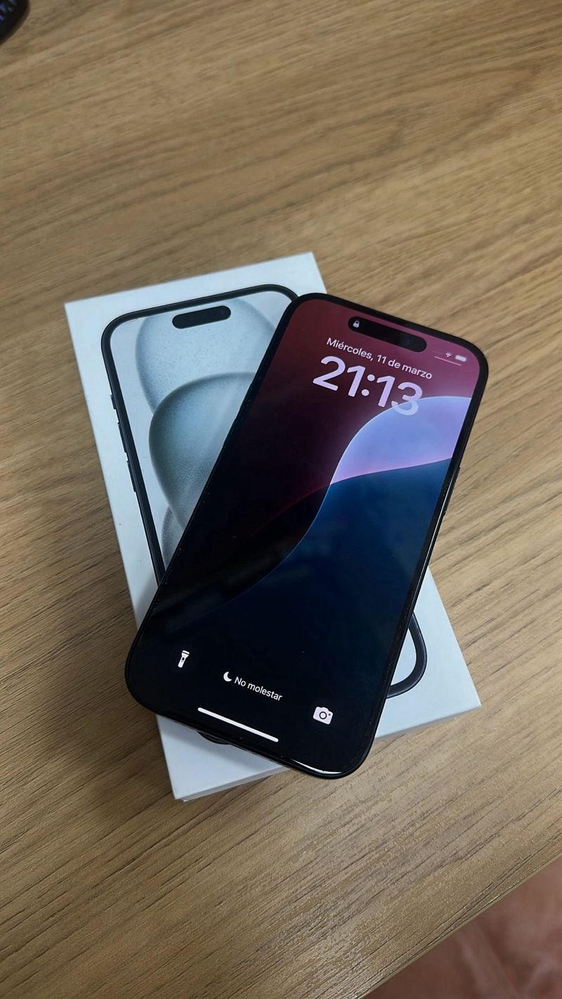 iPhone 15 Negro 128gb afbeelding 2