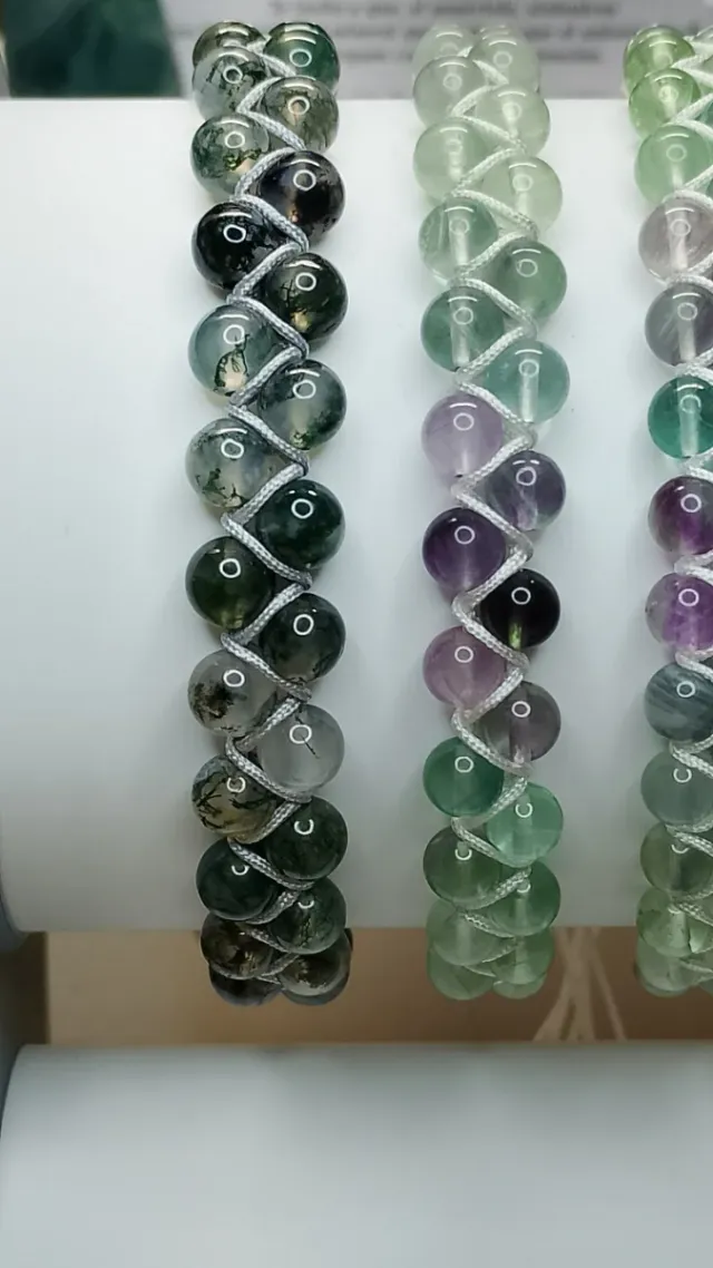 Pulseras de cuentas minerales