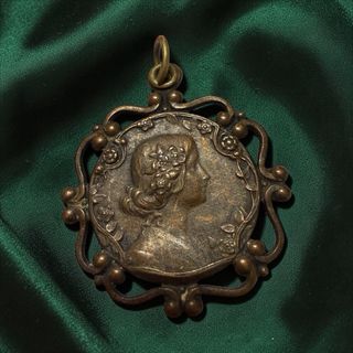 Gioiello antico Art Nouveau pendente fine 800