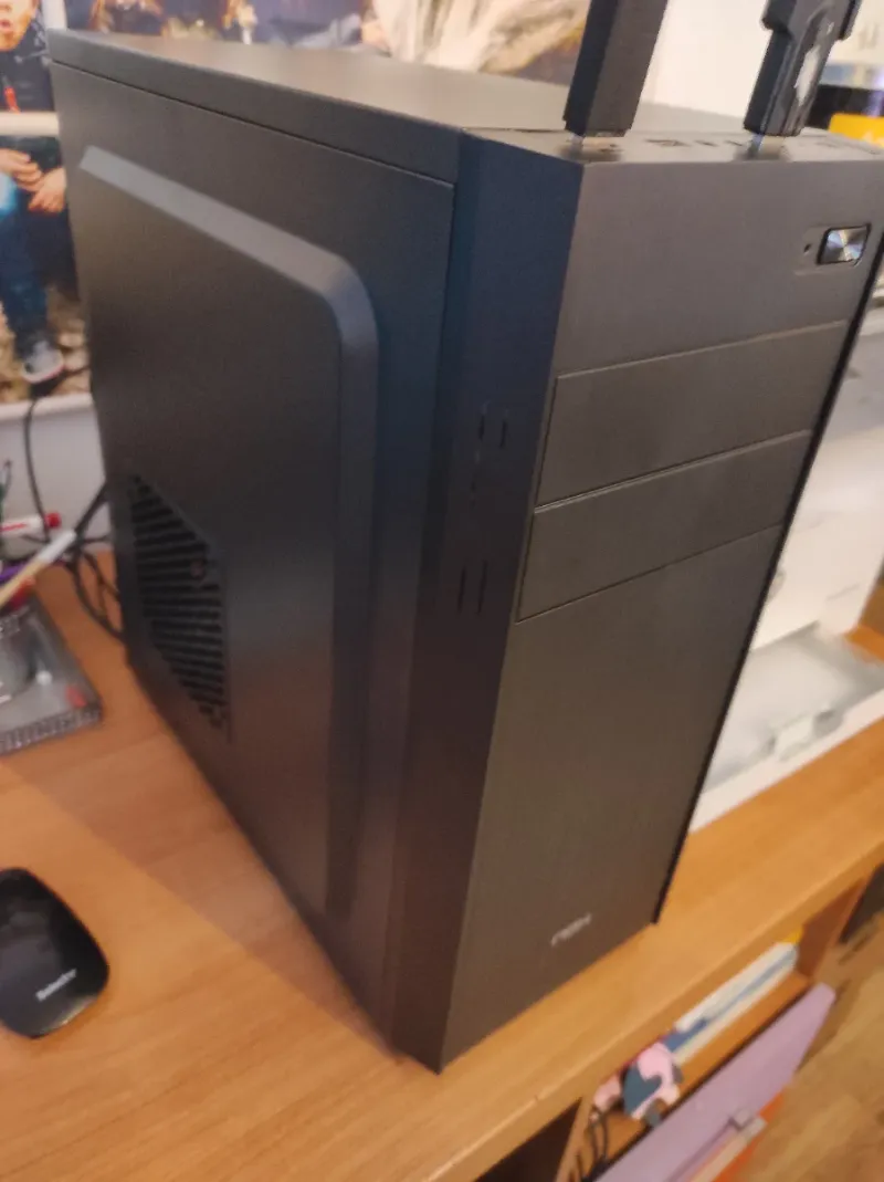 Ryzen 5 3400g PC Torre Negra