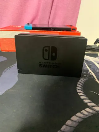 Nintendo Switch Azul y Rojo ¡Con juego gratis!