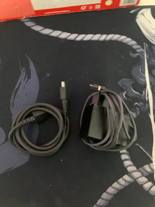 Nintendo Switch Azul y Rojo ¡Con juego gratis!