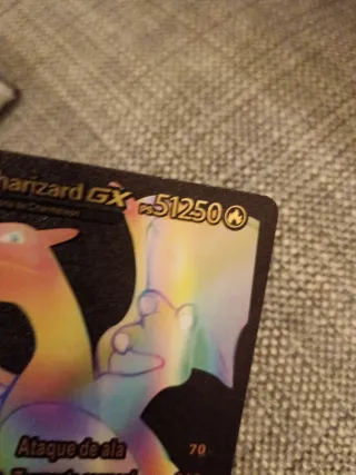 Carta Pokémon Charizard GX Arcoiris