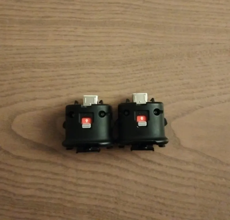 Par de adaptadores Wii Motion Plus Nintendo Negros