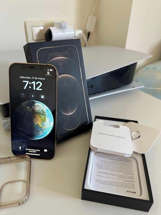 iPhone 12 Pro Dorado