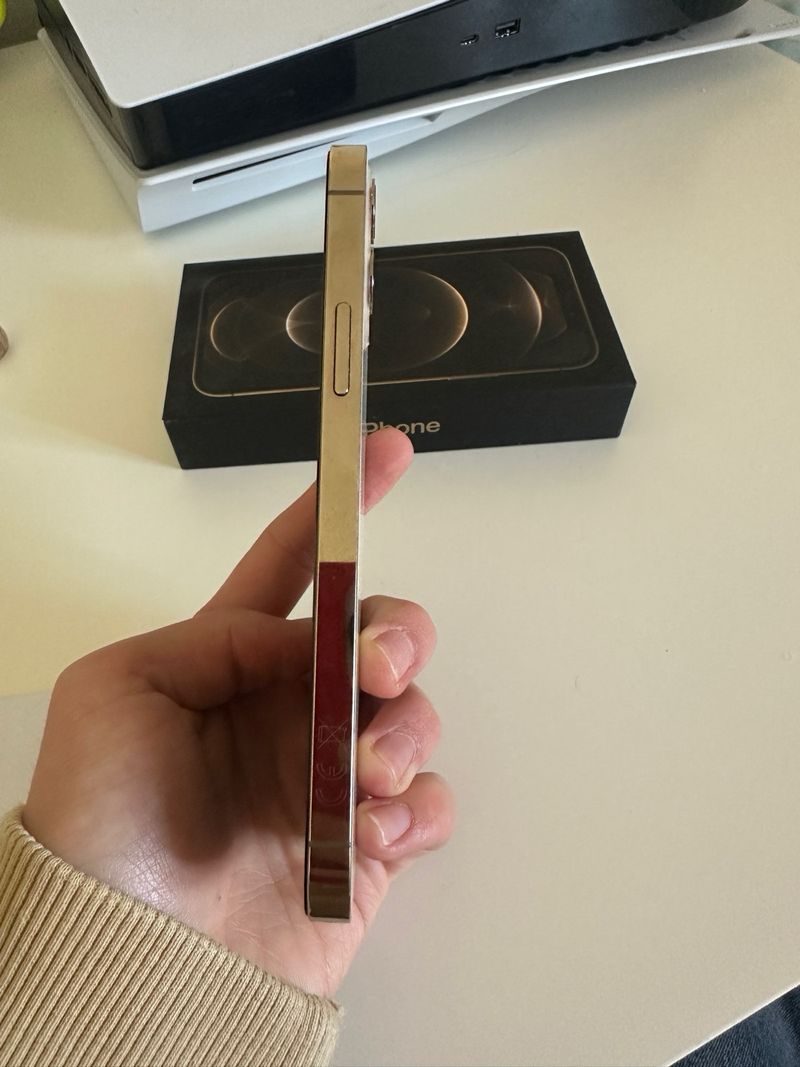 iPhone 12 Pro Dorado afbeelding 5