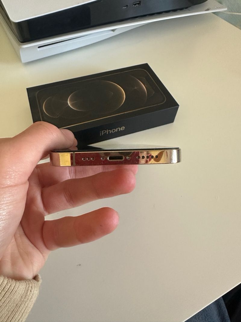 iPhone 12 Pro Dorado afbeelding 6