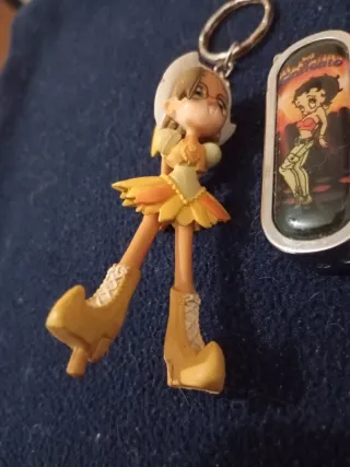 Lote llaveros Betty Boop y Doremi. Mechero