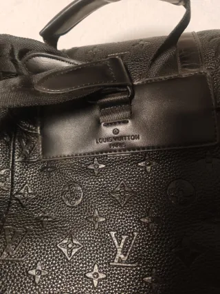 Louis Vuitton Mochila Negra