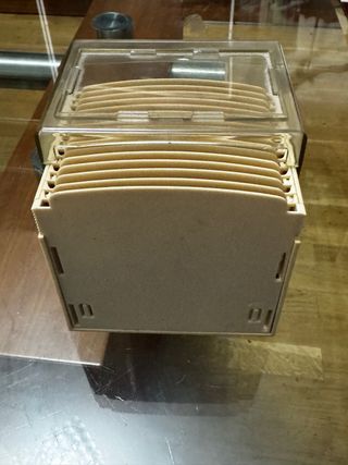 Archivador Disquetera 3.5 Beige