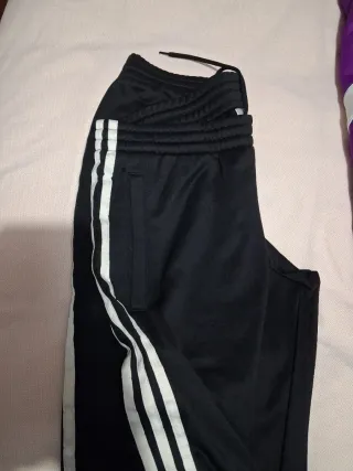 Chándal Adidas Morado y Negro