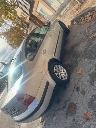 Volkswagen Passat 2004